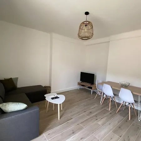 Trottel Balcony Apartment: Beach Retreat with Wi-Fi and Parking Ajaccio  Exterior photo
